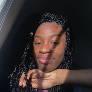 Meet your Posher, Shakyia